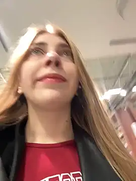 Snapshot of Sunny___Bunny chatting on November 5, 2025, 1:11 pm Sunny Bunny online show from November 5, 2025, 1:11 pm