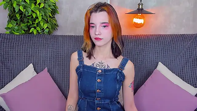 Snapshot of as1an_girlfriend chatting on December 8, 2024, 4:14 am as1an girlfriend online show from December 8, 2024, 4:14 am