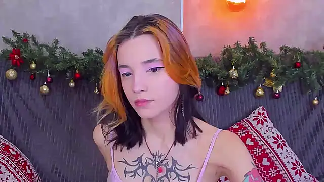 Snapshot of as1an_girlfriend chatting on December 15, 2024, 5:10 pm as1an girlfriend online show from December 15, 2024, 5:10 pm