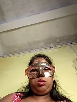 Snapshot of tinabhabhi chatting on October 12, 2025, 10:25 am tinabhabhi online show from October 12, 2025, 10:25 am