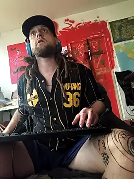 Ozomitro online show from October 31, 2025, 2:51 pm