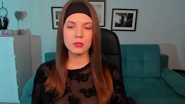 Snapshot of BellaSweetHeart chatting on January 26, 2025, 8:45 pm BellaSweetHeart online show from January 26, 2025, 8:45 pm