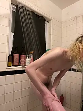 tallnerdyguy online show from February 5, 2025, 1:04 am