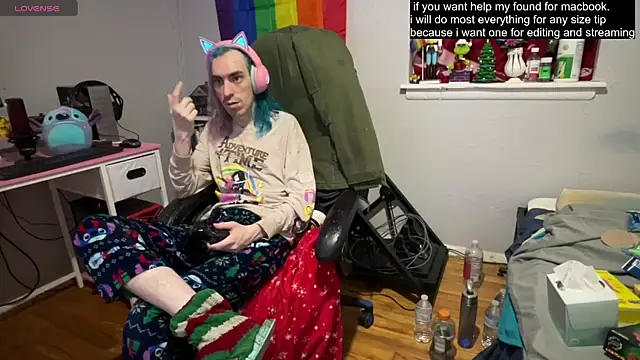 tallnerdyguy online show from March 11, 2025, 1:16 am