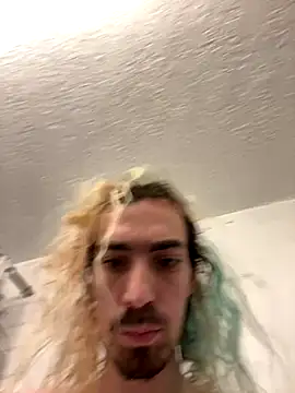 tallnerdyguy online show from September 19, 2025, 8:53 pm