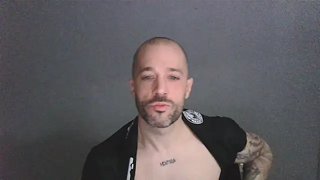 Snapshot of Futbolista88 chatting on February 15, 2026, 6:32 am Futbolista88 online show from February 15, 2026, 6:32 am