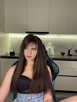 CurlyLara online show from March 24, 2026, 9:09 pm