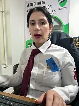 Snapshot of Alysson-- chatting on February 24, 2026, 2:04 pm Alysson-- online show from February 24, 2026, 2:04 pm