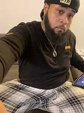 Snapshot of Pap1_Champo chatting on February 2, 2025, 7:52 am Pap1 Champo online show from February 2, 2025, 7:52 am