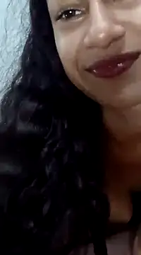 Snapshot of yummi__priv chatting on March 11, 2025, 6:21 am yummi priv online show from March 11, 2025, 6:21 am