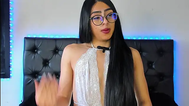 Skyler  blue4 online show from January 12, 2025, 8:47 pm