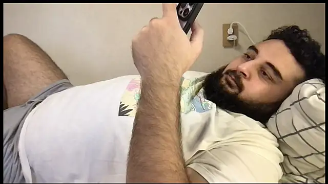 Snapshot of teddy_alan chatting on October 7, 2025, 8:11 am teddy alan online show from October 7, 2025, 8:11 am