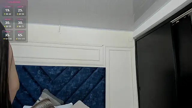 Charlotte Mayer online show from March 7, 2026, 11:29 am