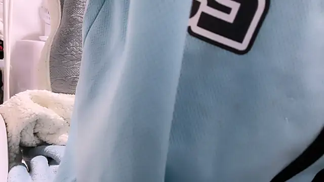 Im IVE LOVE online show from October 1, 2025, 11:22 pm