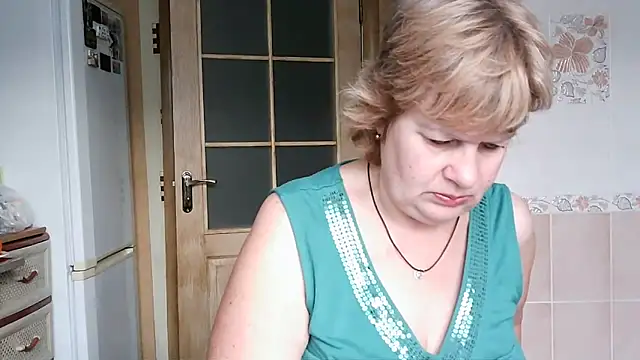 Ettie Tonia online show from January 12, 2025, 12:44 pm