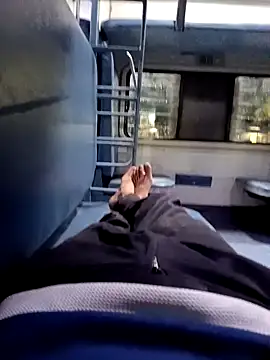 Snapshot of 1010SumiT chatting on October 30, 2025, 1:01 pm 1010SumiT online show from October 30, 2025, 1:01 pm