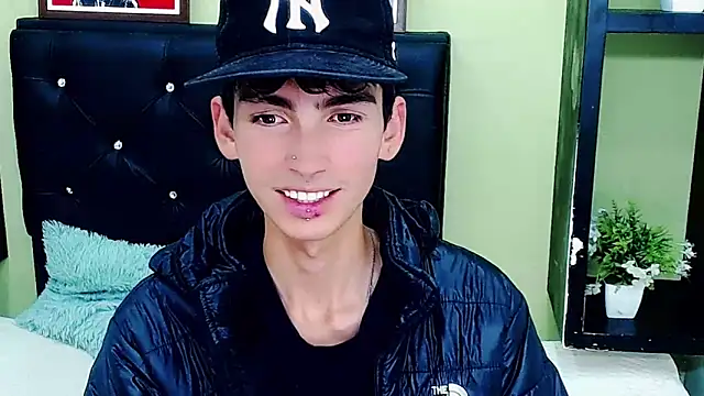 ttimy x boy online show from January 7, 2025, 11:24 pm