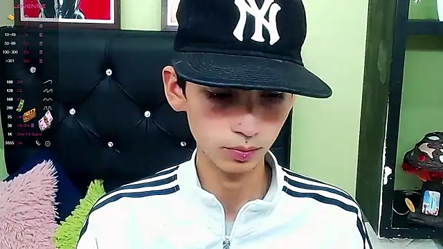 ttimy x boy online show from January 20, 2025, 11:43 pm