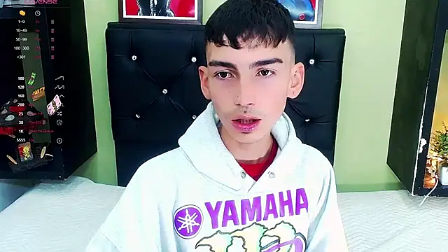 ttimy x boy online show from January 25, 2025, 10:07 pm