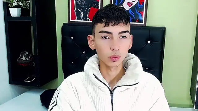 ttimy x boy online show from January 31, 2025, 9:05 pm