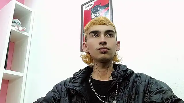 ttimy x boy online show from February 6, 2026, 11:08 pm