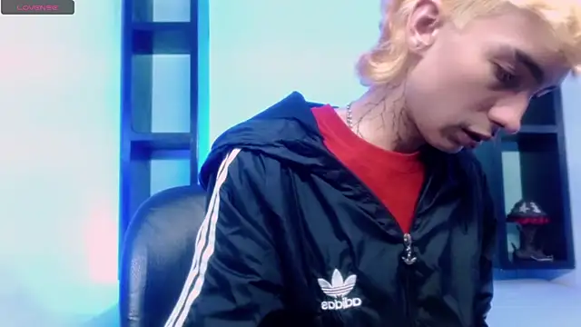 ttimy x boy online show from March 23, 2026, 7:51 pm