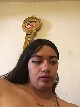 Miss oliviaa online show from December 17, 2024, 7:15 pm