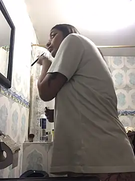 Miss oliviaa online show from December 27, 2024, 9:43 pm