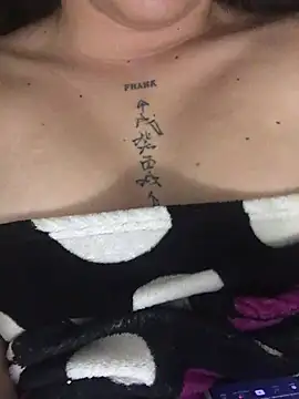 Miss oliviaa online show from January 15, 2025, 12:09 am