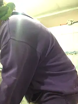 Miss oliviaa online show from March 22, 2025, 3:31 pm