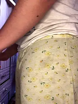 Miss oliviaa online show from December 5, 2025, 5:20 pm