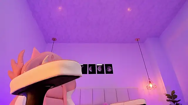 Brittany cute18 online show from January 7, 2025, 11:05 am