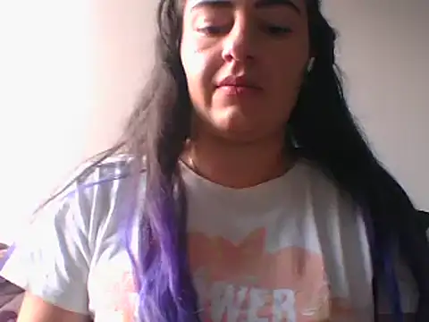  karlie kloss  online show from January 19, 2025, 8:41 pm