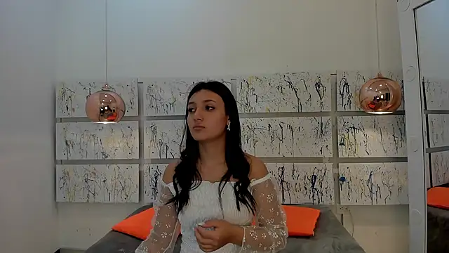 Snapshot of Afrodita_Shalom chatting on December 7, 2024, 11:18 am Afrodita Shalom online show from December 7, 2024, 11:18 am