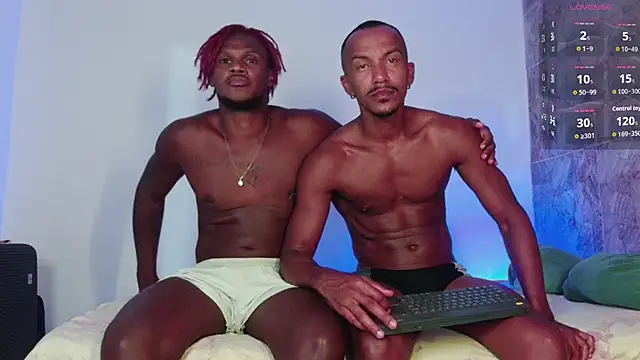 Snapshot of mikejaybra chatting on November 14, 2025, 5:39 am mikejaybra online show from November 14, 2025, 5:39 am