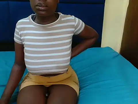 MilkyTitties online show from May 20, 2026, 3:02 am