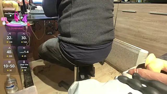 misteryman1956 online show from March 1, 2026, 8:11 pm