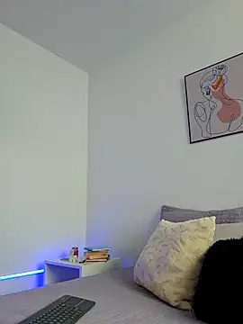 VictoriaEvaans  online show from October 16, 2025, 10:11 pm