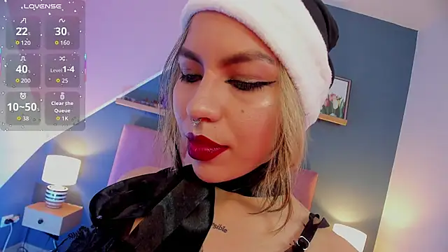 delilah fix online show from December 22, 2025, 8:39 pm