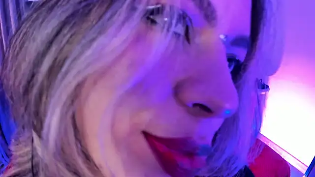 Snapshot of delilah_fix chatting on February 16, 2026, 9:22 pm delilah fix online show from February 16, 2026, 9:22 pm