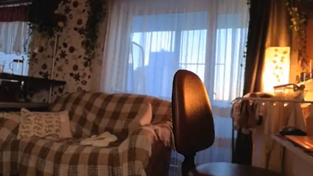 such juicee online show from March 18, 2026, 3:09 am