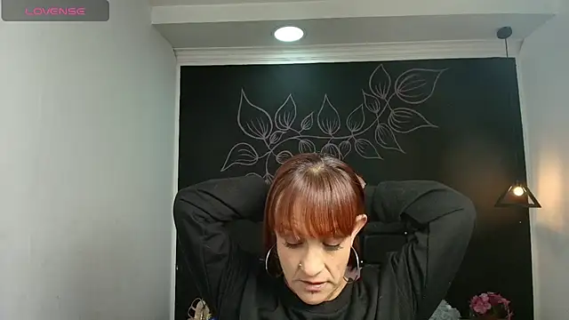 Snapshot of NatashaMason_ chatting on October 16, 2025, 11:55 am NatashaMason online show from October 16, 2025, 11:55 am