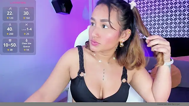 Sussy sunny online show from January 8, 2025, 8:18 pm