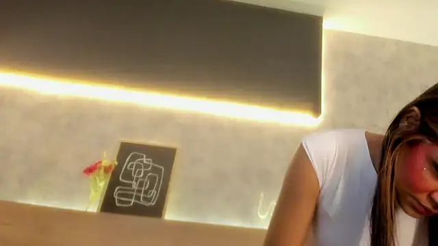 Snapshot of karina_gomez_18 chatting on February 23, 2026, 11:40 am karina gomez 18 online show from February 23, 2026, 11:40 am