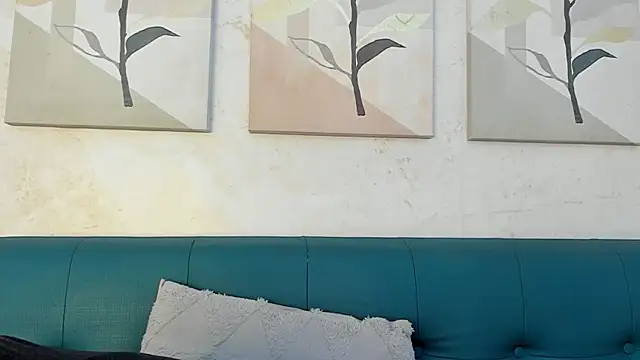 julieta aguilar1 online show from September 29, 2025, 7:40 pm