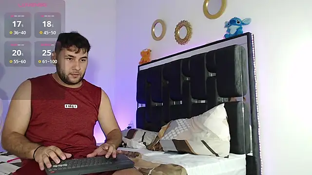 Snapshot of Valerio_22 chatting on November 18, 2025, 9:41 pm Valerio 22 online show from November 18, 2025, 9:41 pm