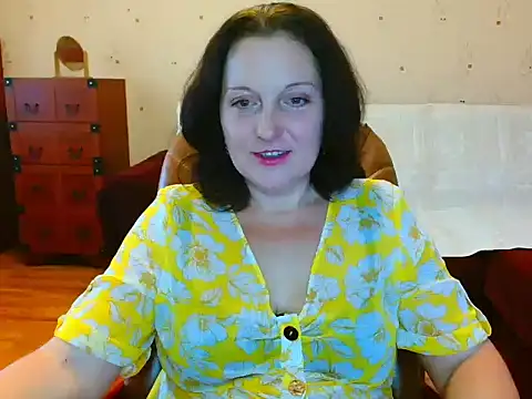 Snapshot of Alice3694 chatting on December 24, 2024, 11:17 am Alice3694 online show from December 24, 2024, 11:17 am