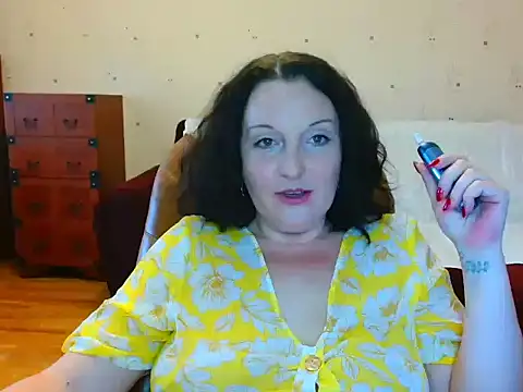 Snapshot of Alice3694 chatting on January 12, 2025, 10:45 am Alice3694 online show from January 12, 2025, 10:45 am