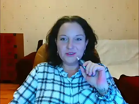 Snapshot of Alice3694 chatting on January 25, 2025, 4:02 am Alice3694 online show from January 25, 2025, 4:02 am