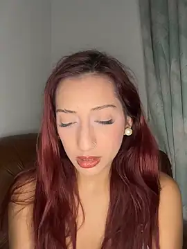 Snapshot of julialupato1606 chatting on February 3, 2026, 11:43 pm julialupato1606 online show from February 3, 2026, 11:43 pm